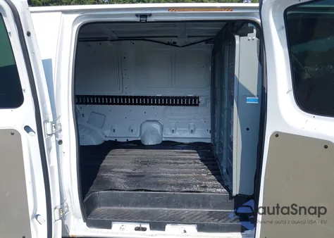 2013 Ford E-250 Commercial z USA, uszkodzony, nr VIN 1FTNE2EWXDDA80602